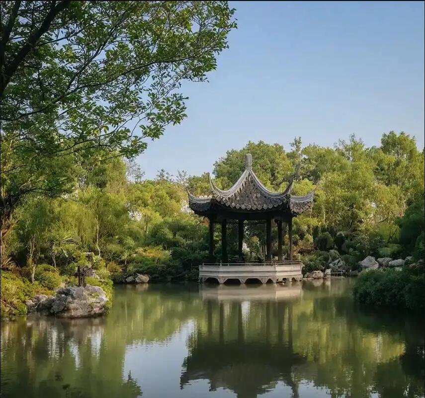 雷波县夏菡餐饮有限公司